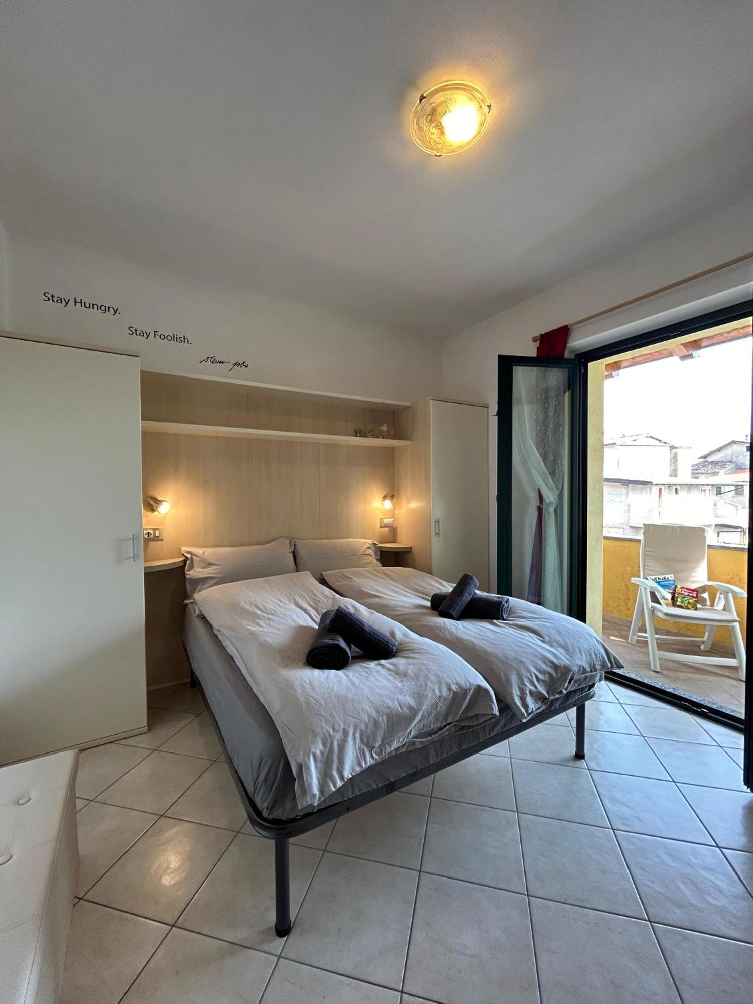 Apartment Cristina - Tignale Lake Garda ภายนอก รูปภาพ